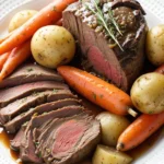 Easy Crockpot Roast with Potatoes and Carrots