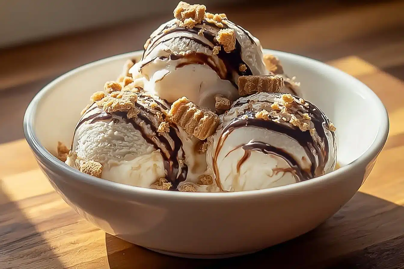 Delicious Peanut Butter Cup Ice Cream with chocolate and peanut butter swirls