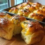 Pumpkin Pull Apart Rolls
